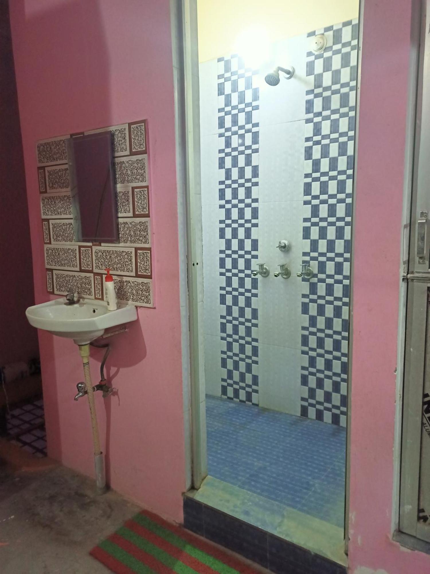 Girija Shail Bhavan Ayodhya Luaran gambar