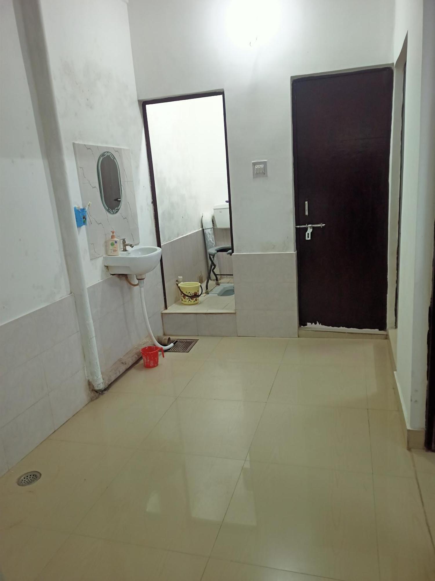 Girija Shail Bhavan Ayodhya Luaran gambar